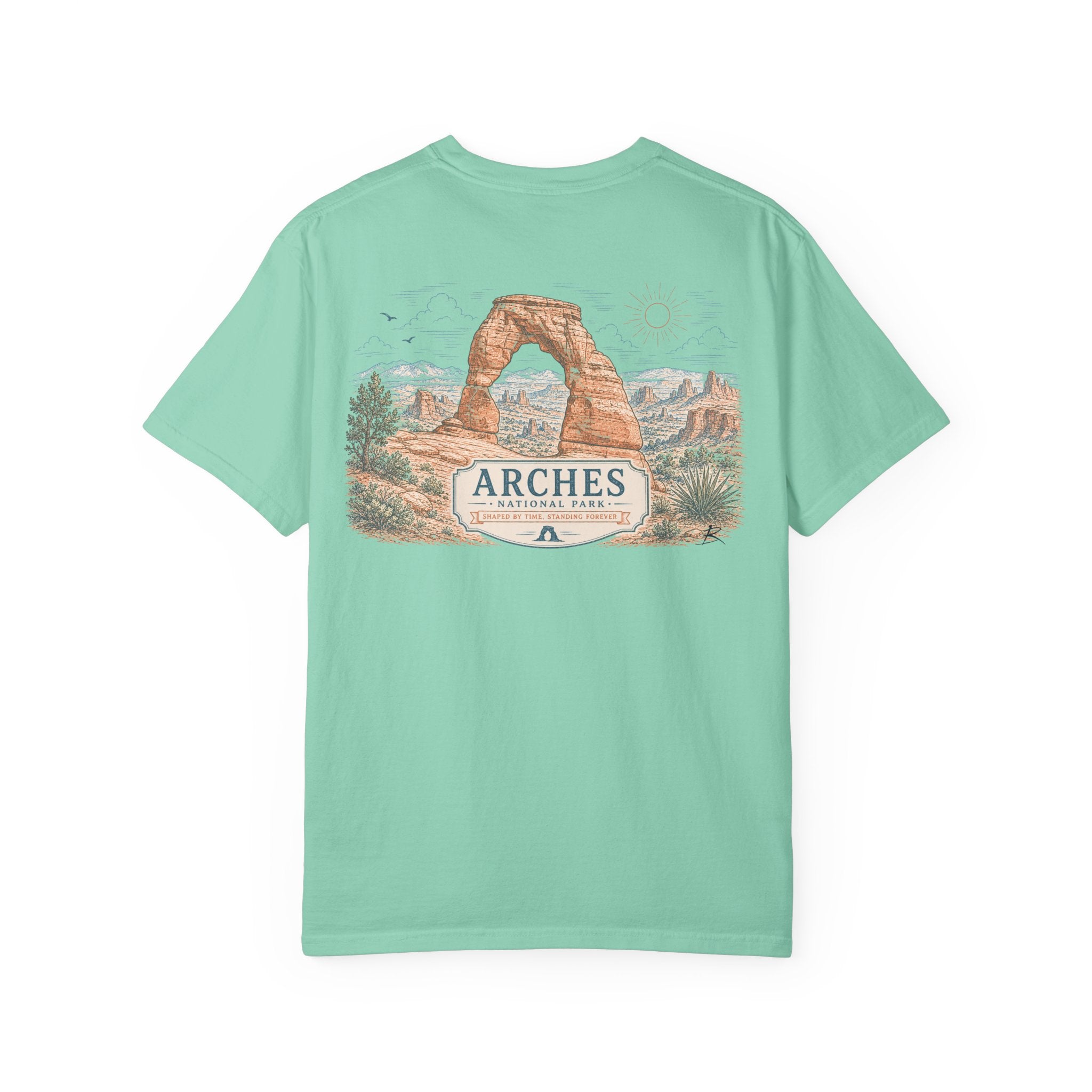 Arches – Sketch Tee | Summits & Sunsets