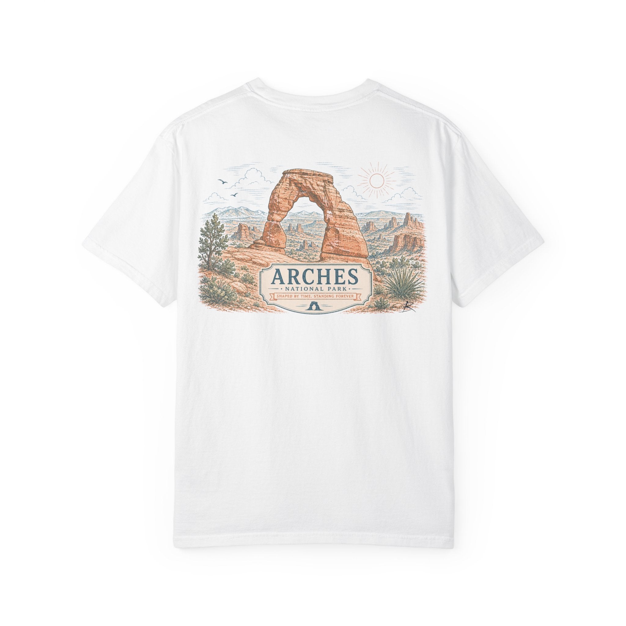 Arches – Sketch Tee | Summits & Sunsets