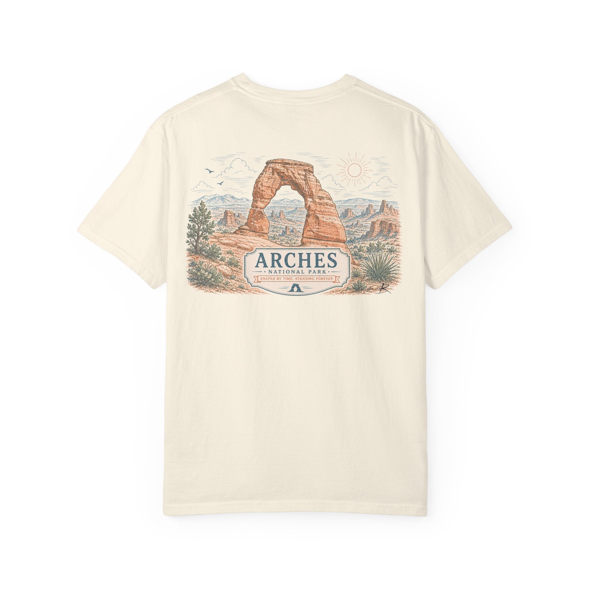 Arches – Sketch Tee | Summits & Sunsets