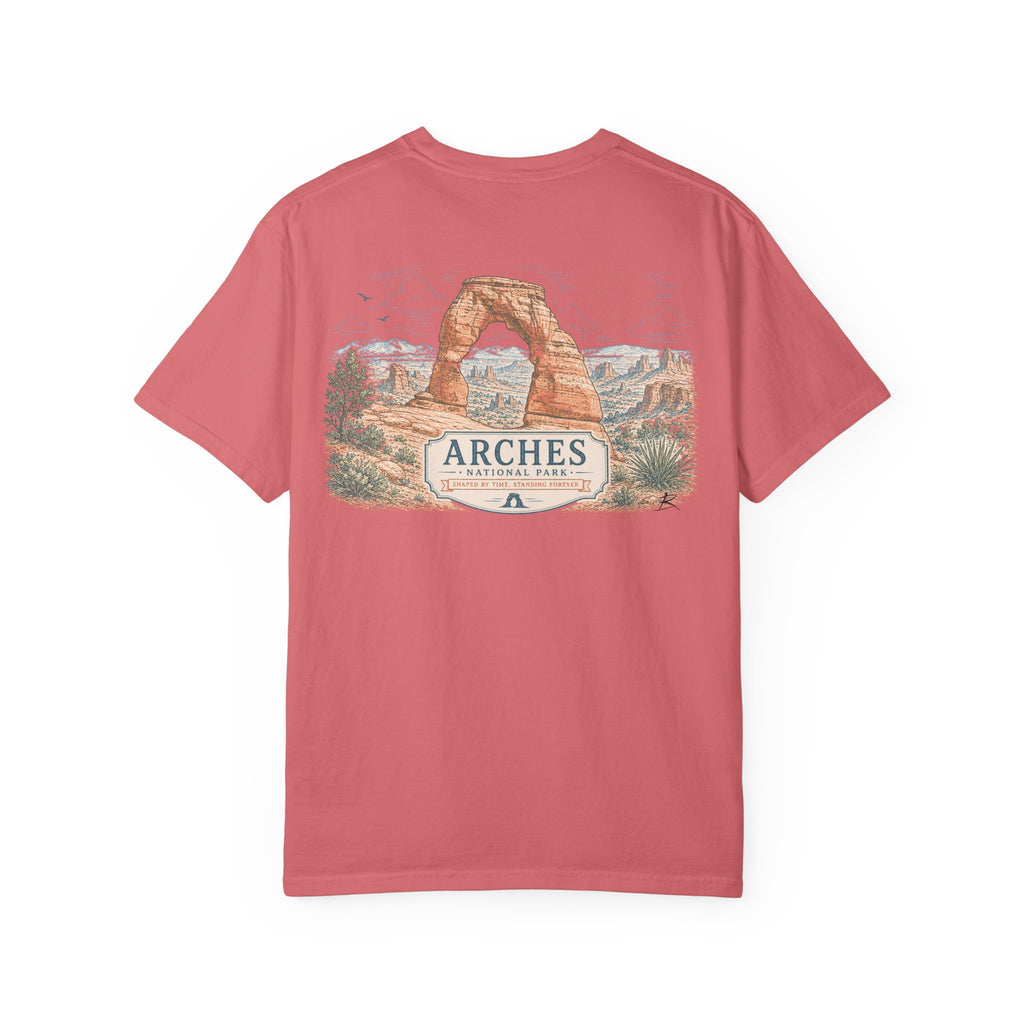 Arches – Sketch Tee | Summits & Sunsets