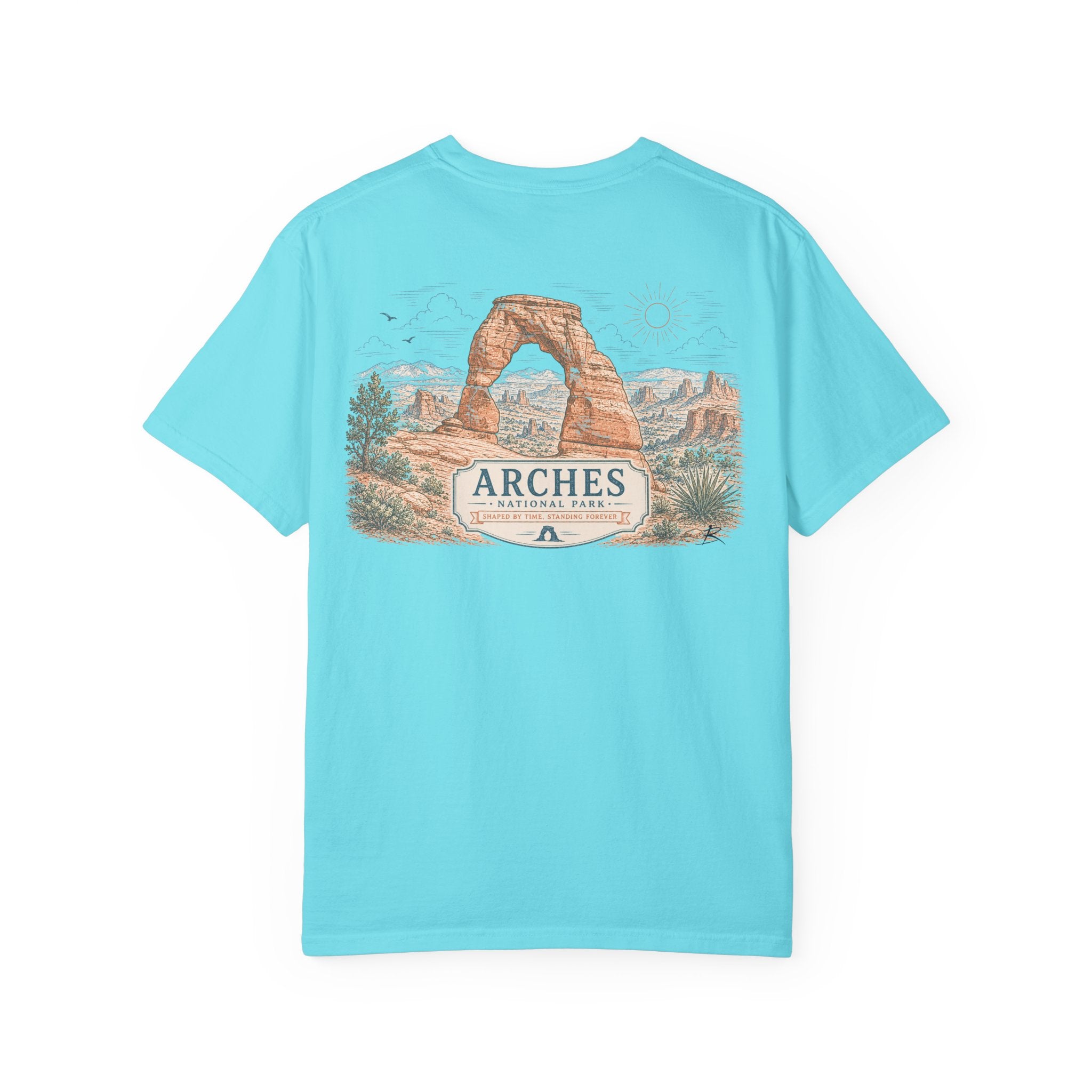 Arches – Sketch Tee | Summits & Sunsets
