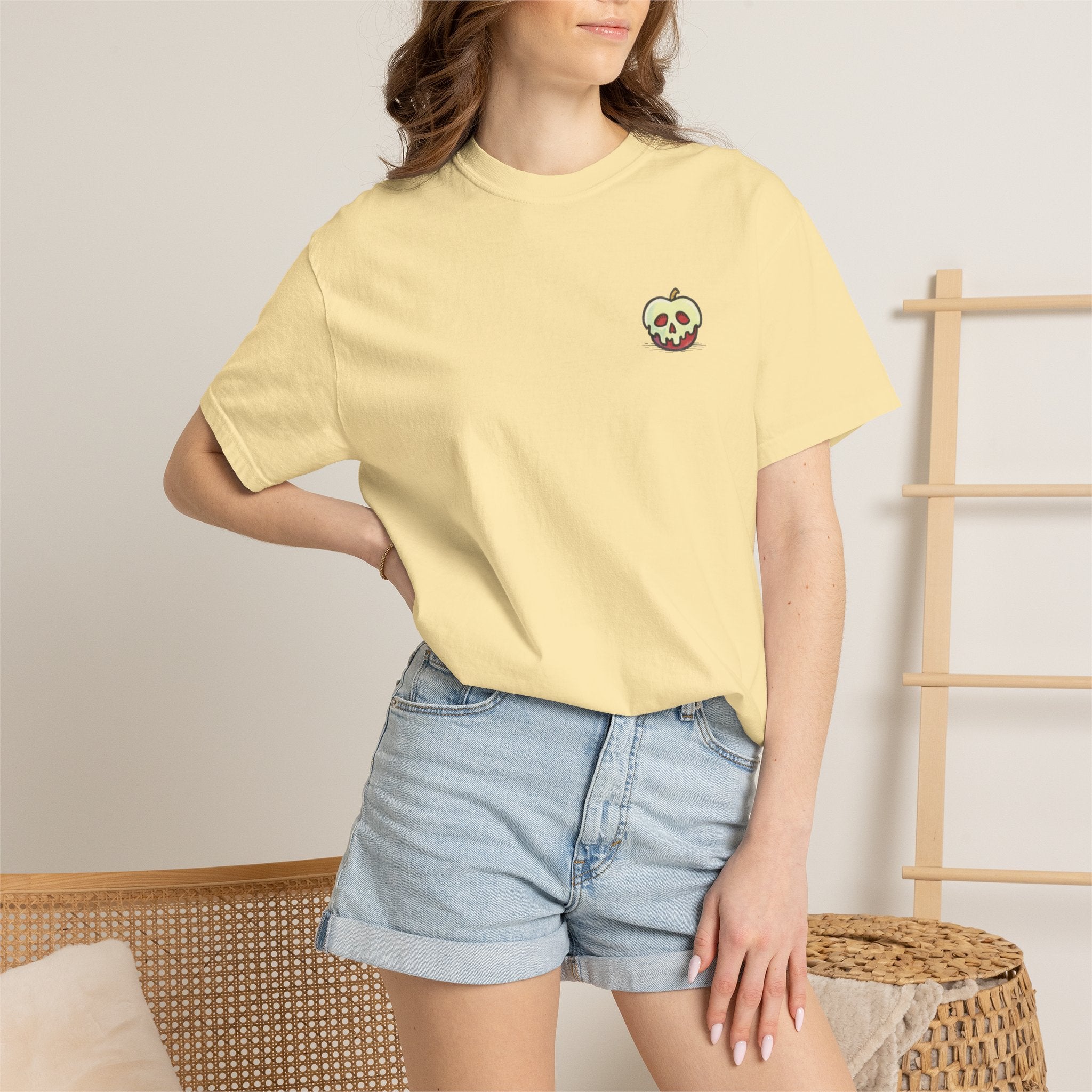 Poisoned Apple – Sketch Tee | Storybook Suppers